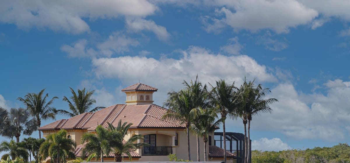 Atlantic coast neighborhood in Melbourne Beach, FL